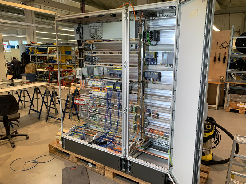 Schaltschrank- und Steuerungsbau Beispiel